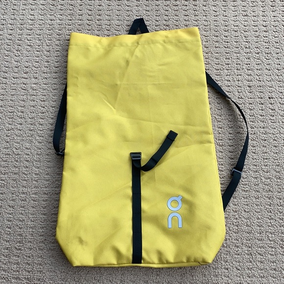 ON Backpack - Picture 2 of 7